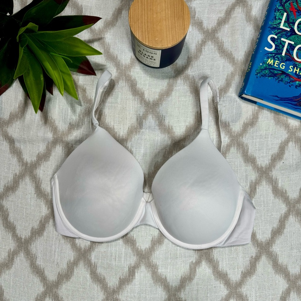Classic full coverage White Women's Bra